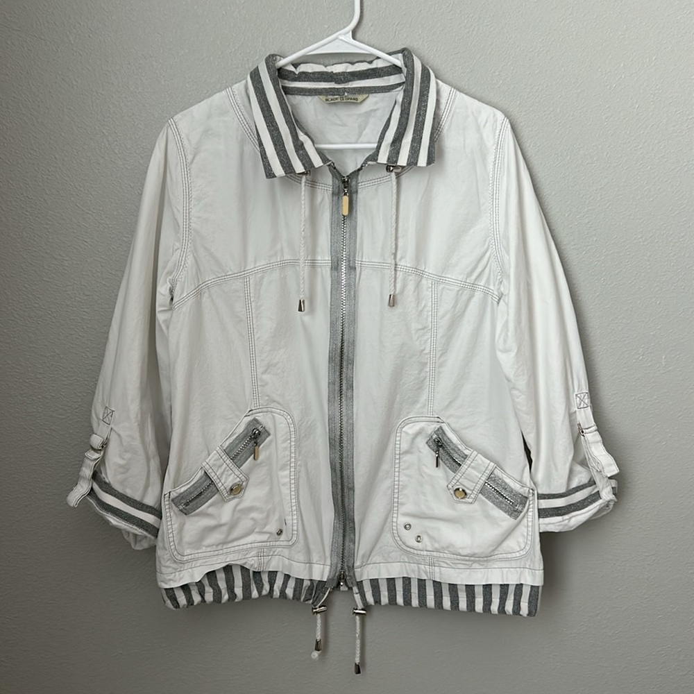 Vintage white zipper jacket